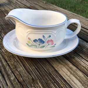 Vintage Gravy Boat and Under Plate, Floral Expressions Stoneware Japan
